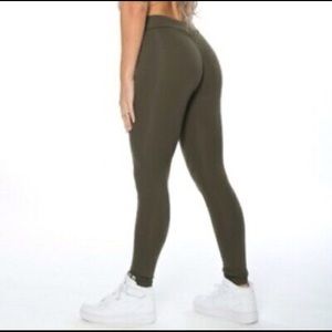 Green Celestial Bodiez scrunch booty leggings